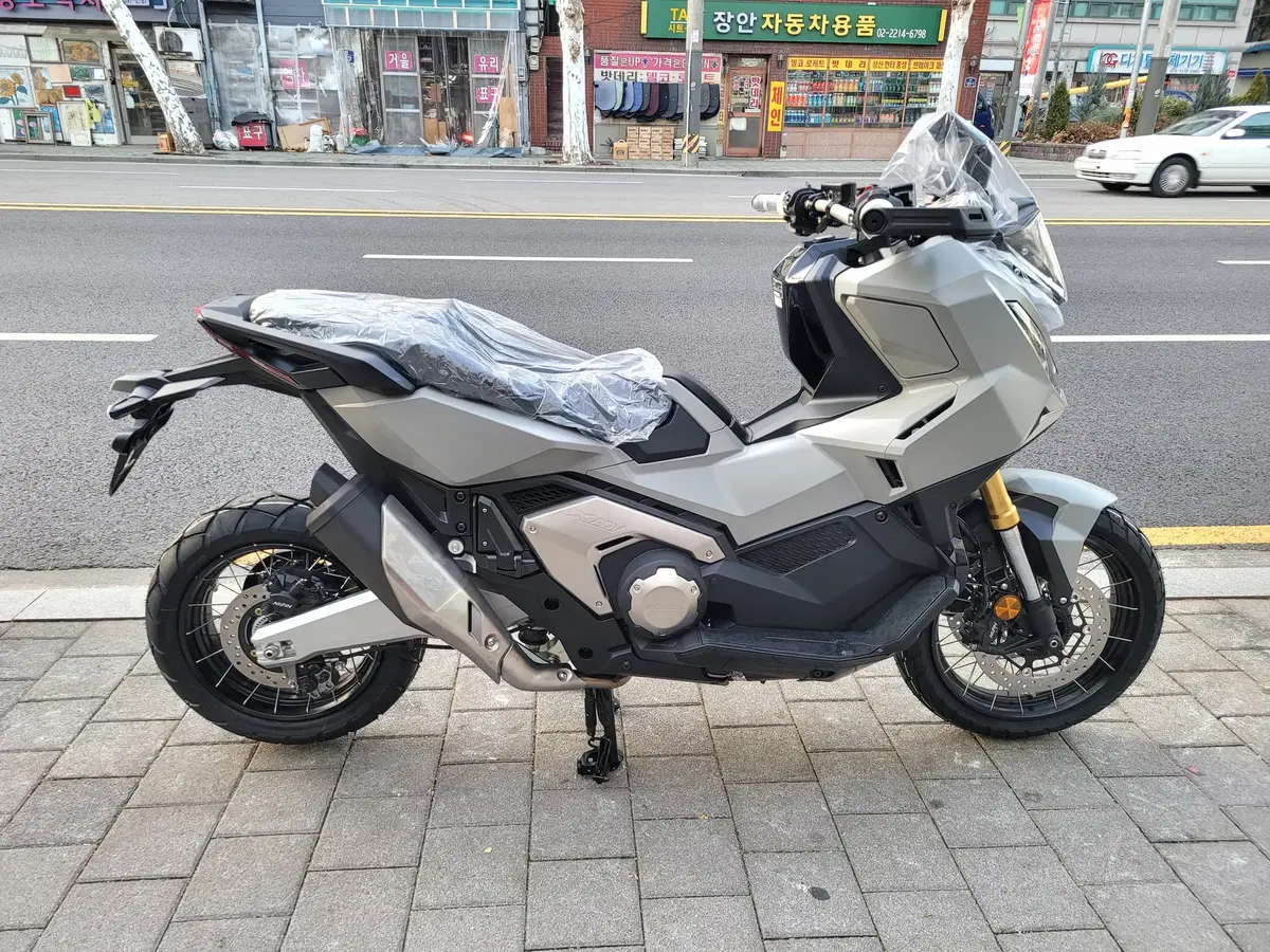 혼다 신차 !!! ADV 750 판매합니다.(2025년식)